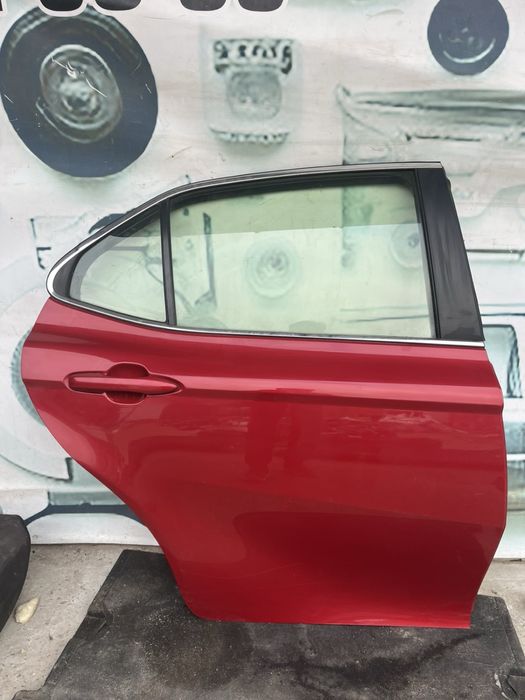 Toyota Camry 70 2017-2024 дверь двери двері задні праві