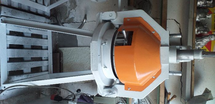 Nowa dzielarka do bułek i pączków 100/200g