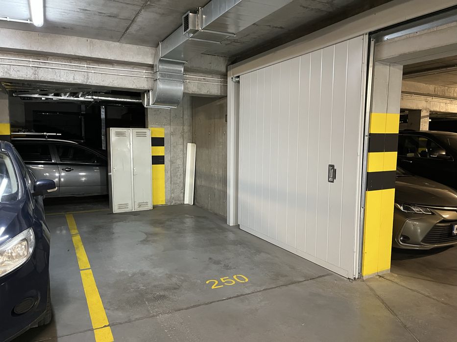 Miejsce postojowe w garażu podziemnym