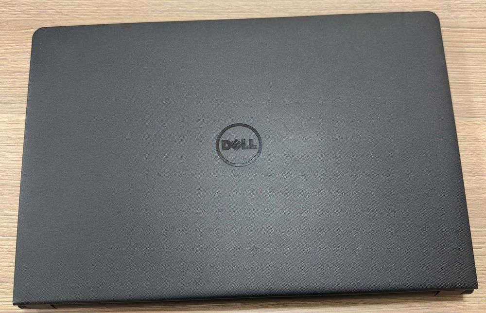 Laptop DELL Inspirion 15