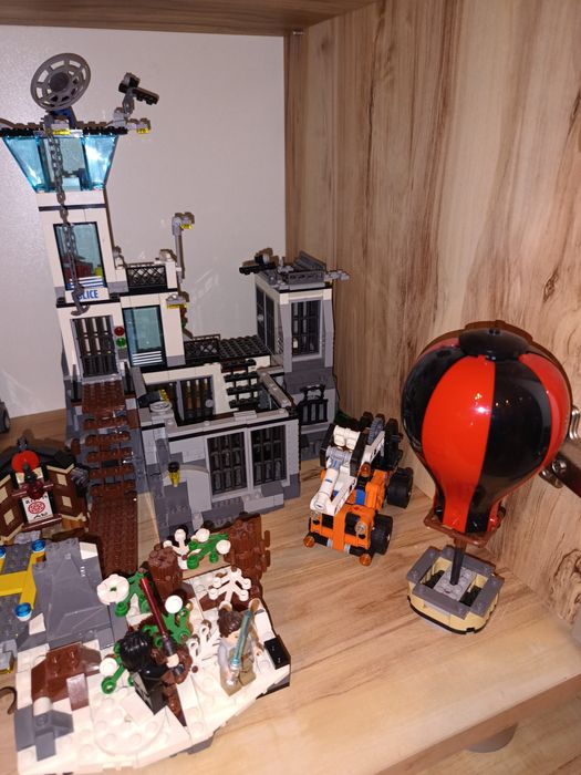 Klocki LEGO, zestawy LEGO, różnego rodzaju + instrukcje