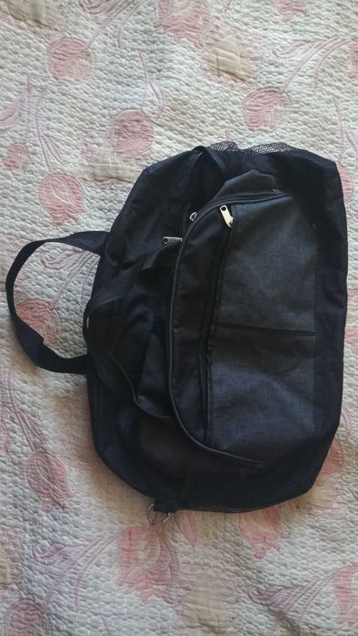 Сумка дорожня середніх розмірів