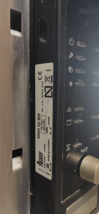 Kuchenka mikrofalowa TEKA z grillem do zabudowy