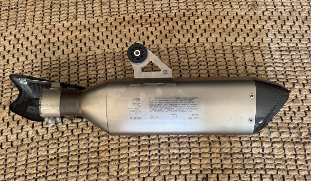 Akrapovic Bmw M1000 XR