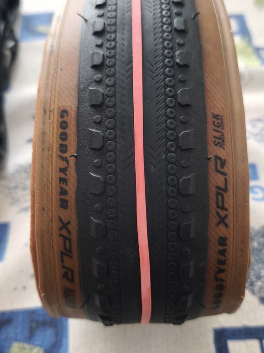 Pneu de Gravel (usado)