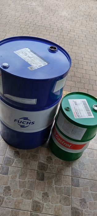 Beczki metalowe 200L i 60L