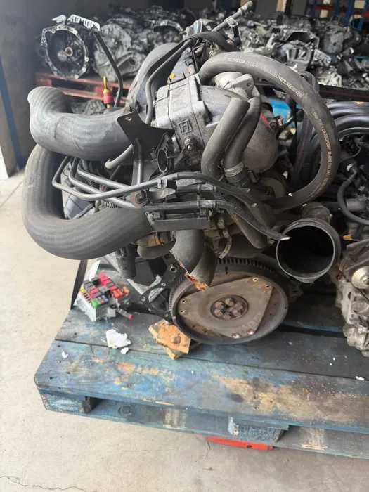 Motor 814043S Iveco 2.8hpi 125cv sofim