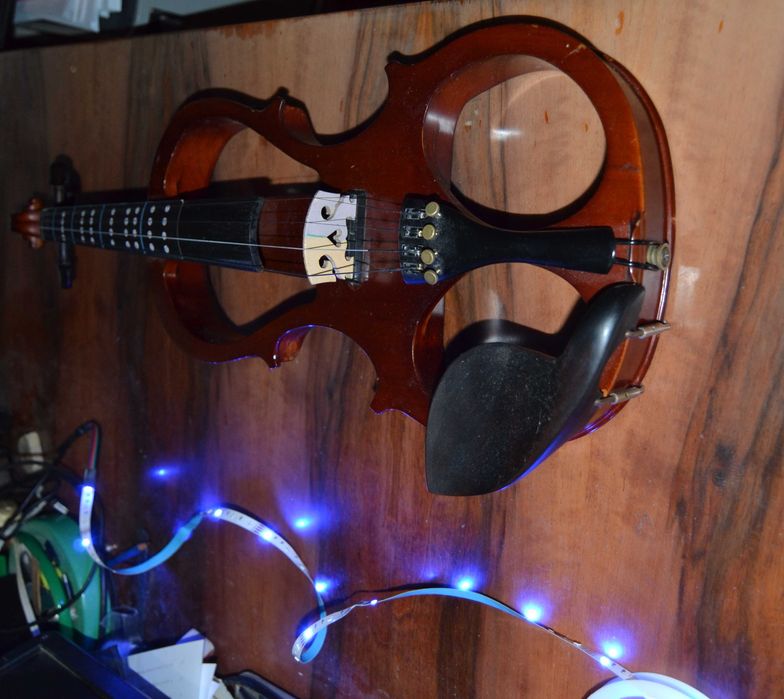 Электроскрипка, електроскрипка, електро-скрипка, элекрическая скрипка