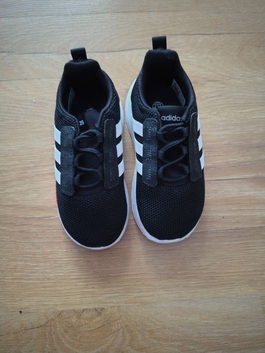 Buty dziecięce adidasy firmy Adidas r. 25 jak nowe