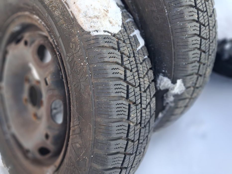 Opony zimowe 165/70-14
