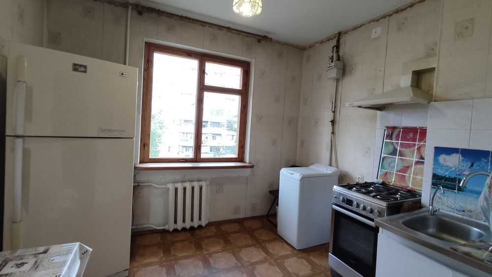 1 комнатная 34.4 кв.м. Затонского Добровольского  Чешка