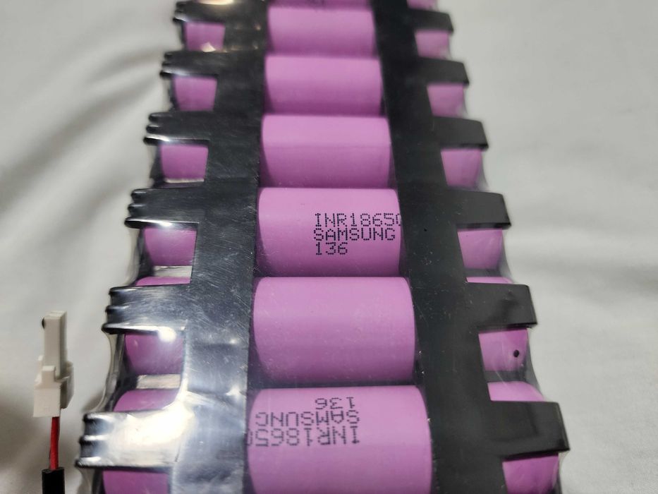 Bateria p/ Trotinete Xiaomi - Células SAMSUNG Originais - NOVA