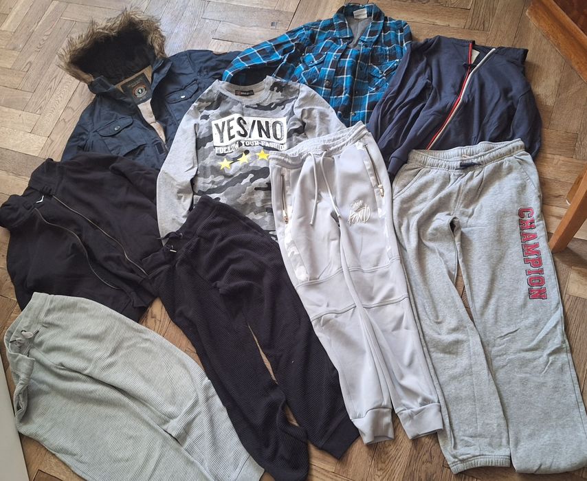 Zestaw paka ubrania chłopięce 134/140 kurtka spodnie dresowe bluza