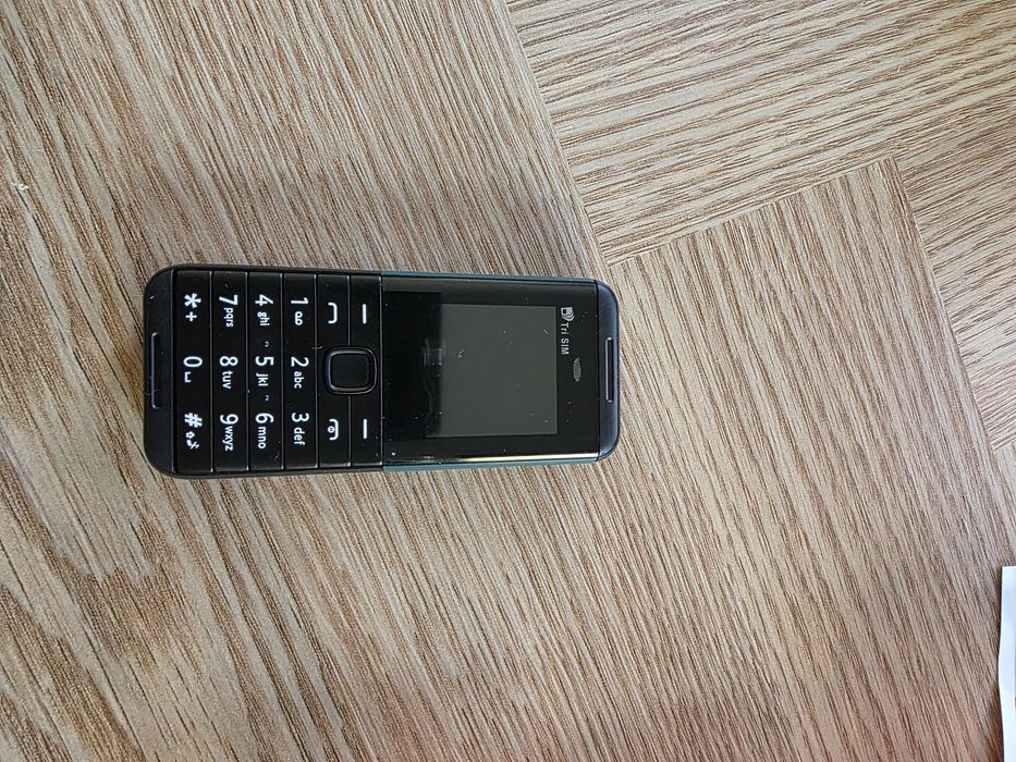 Telemóvel Mini 5310 novo