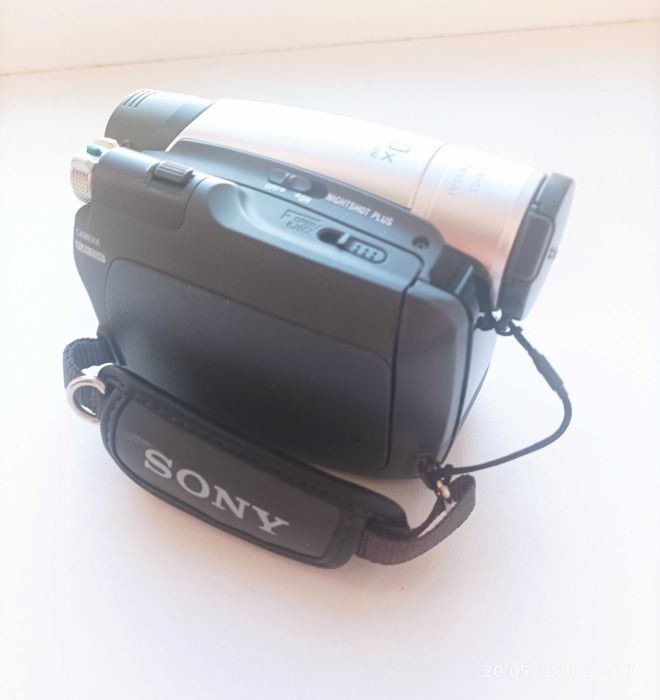 Цифрова відеокамера Sony  DCR HC27E/HC27E