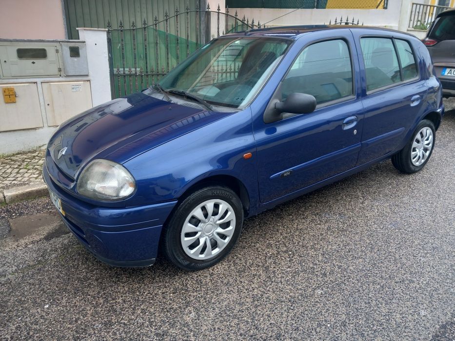Renault clio 2001 apenas 153 mil kms impecavel