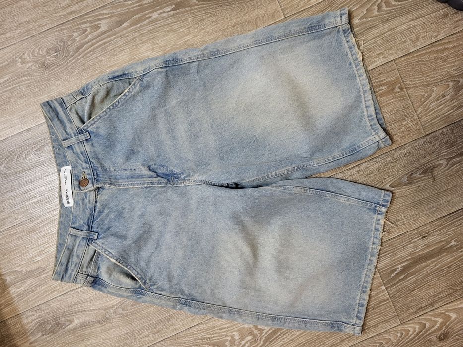 Бриджі фірми Bershka