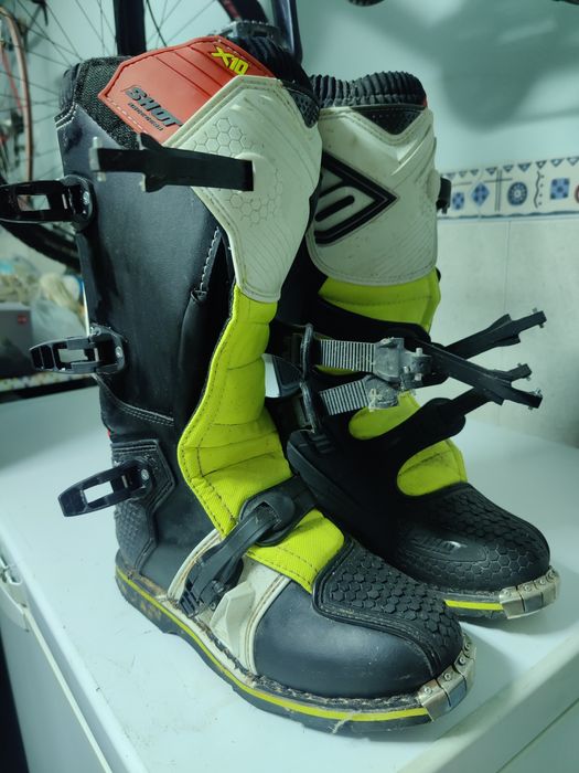 Vendo botas marca "SHOT"