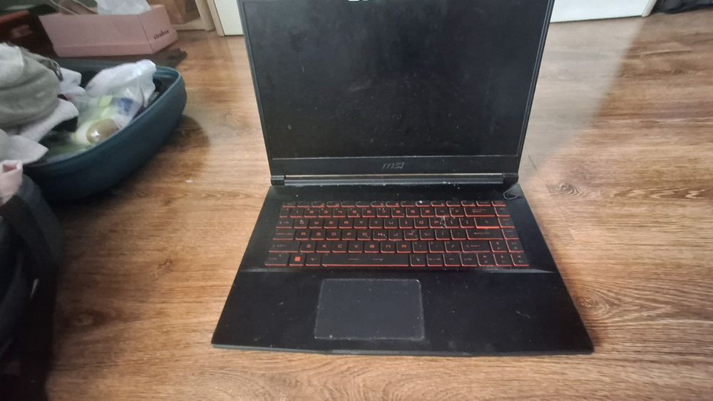 Laptop Msi gf63 thin 4050 i5 12th gen