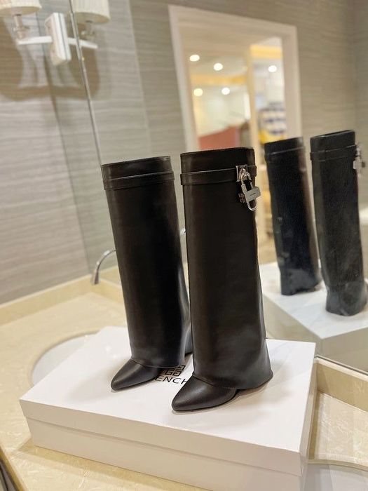 Сапоги на танкетке кожзам Givenchy