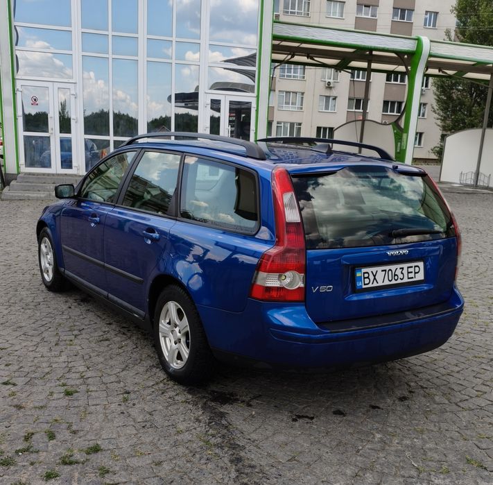 Volvo V50 продам