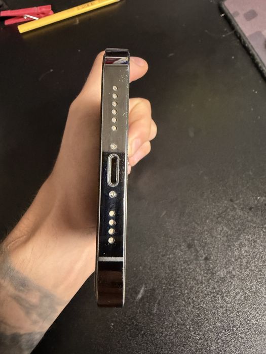 Продам Iphone 12 pro max 128gb