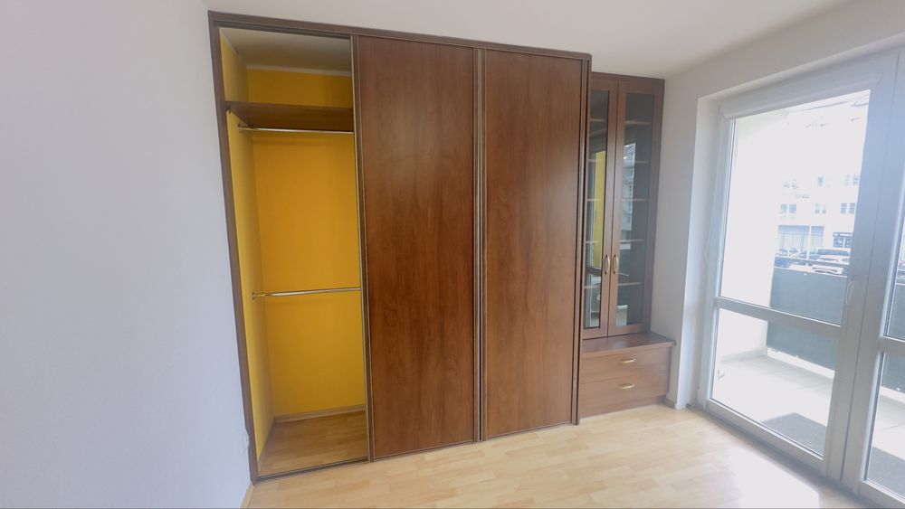 Duża szafa przesuwna z lustrem 295 cm x 250 cm  Komandor