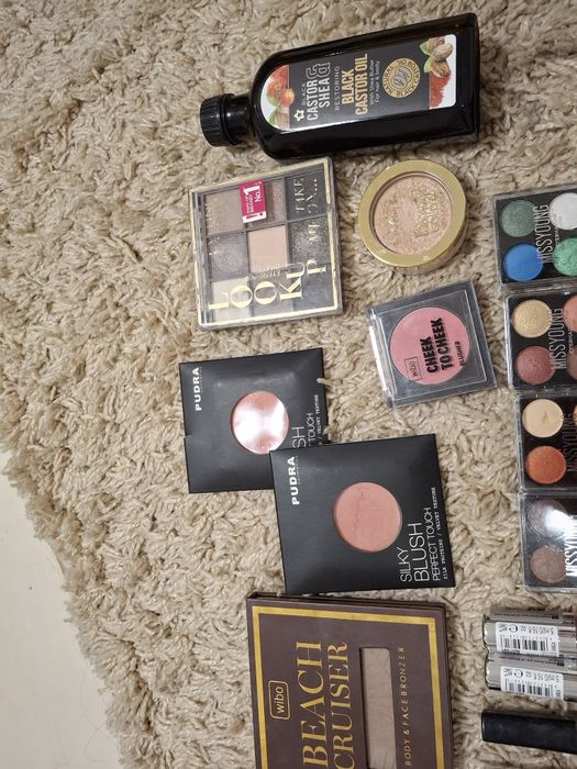 L'ORÉAL Maybelline Lovely Wibo Pudra Essence Missyoung Dr.Cerucale