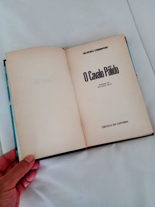 O Cavalo Pálido - Livro de Ficção