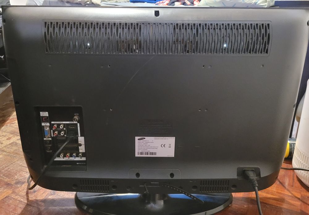 TV Samsung LCD – Funciona perfeitamente – Sem comando