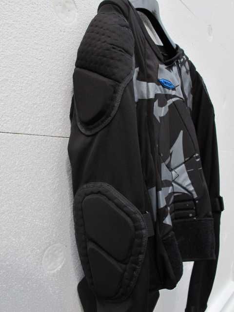 Защитный боди Demon Shield Proline