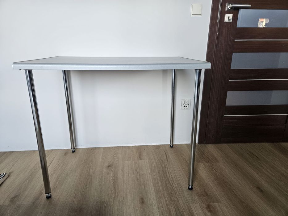 Sprzedam biurko / stolik