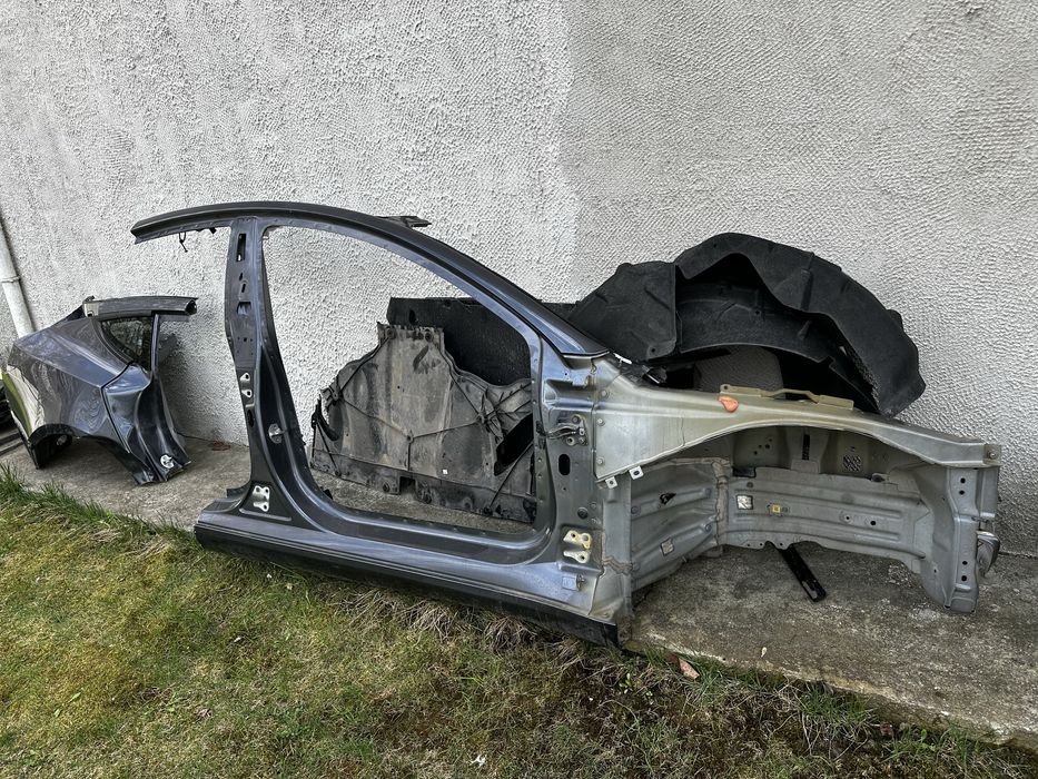 Порог чверть передня тесла 3 tesla model 3