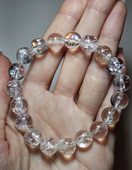 Bransoletkę z kwarcu 19 cm.