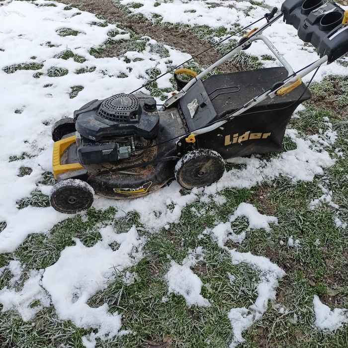 Sprzedam kosiarkę z napedem