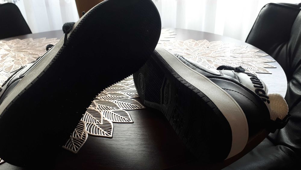 Buty  ocieplane  37