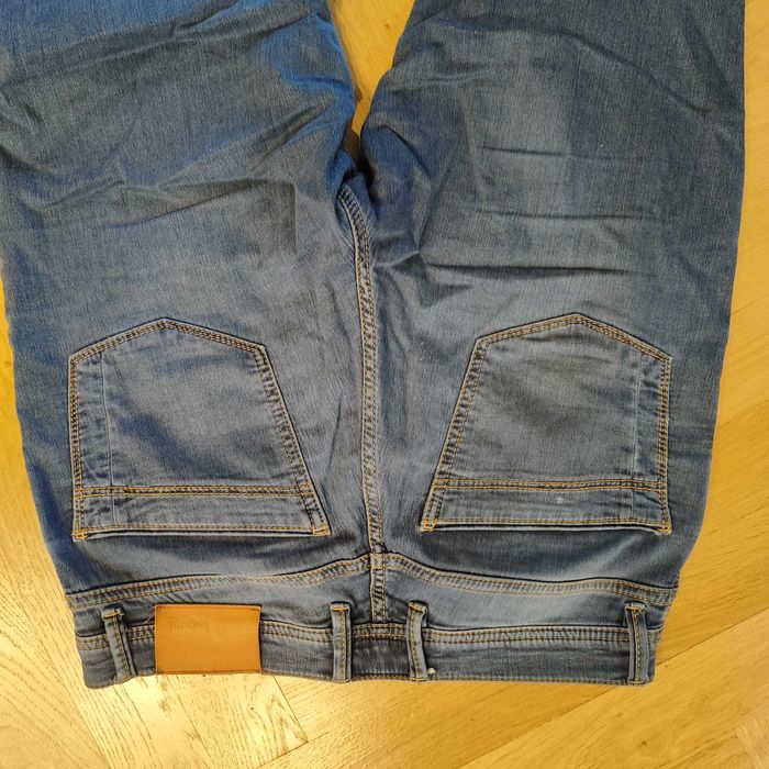 Męskie dżinsy jeansy Bugatti
