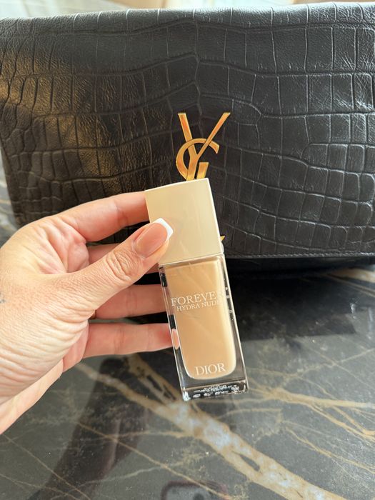 Dior forever hydra nude 2N тональний крем