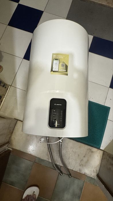 Termoacumulador Ariston Lydos wi-fi.
