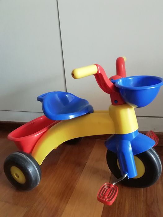 Triciclo colorido