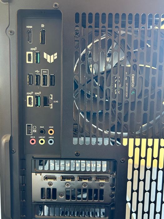 Desktop Gaming Ryzen 9 dos bons com 32GB de RAM