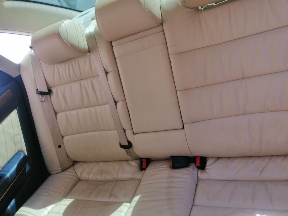 Продам салон, кресла карты на Audi a6c5 в идеальном состоянии