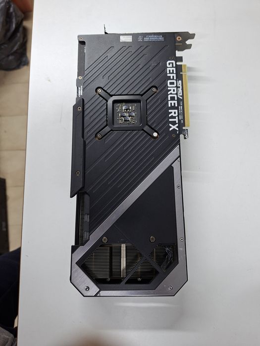 Placa Gráfica Nvidia RTX 3070 Asus Rog Strix