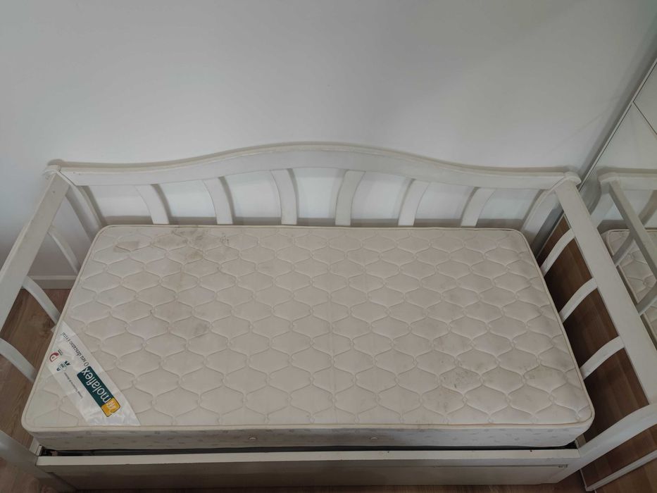 Cama Individual com Gavetão em Pinho + Colchão Molaflex