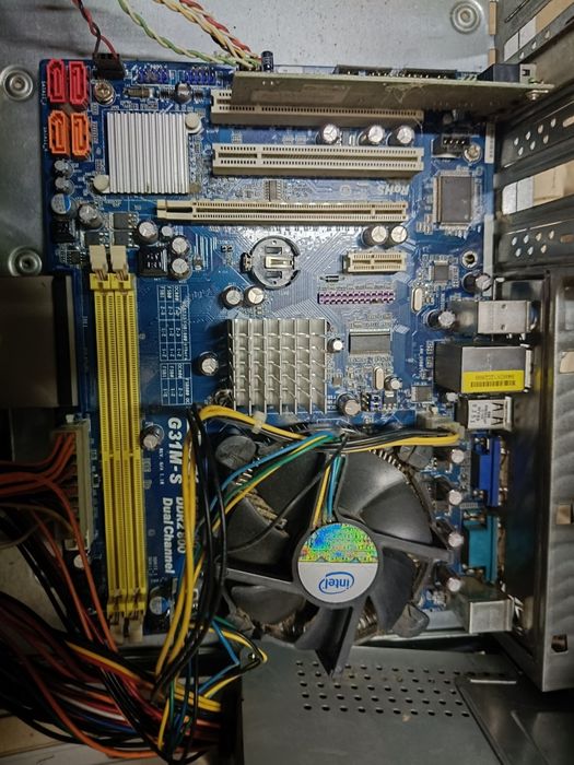 Płyta główna ASRock Z procesorem stan nieznany