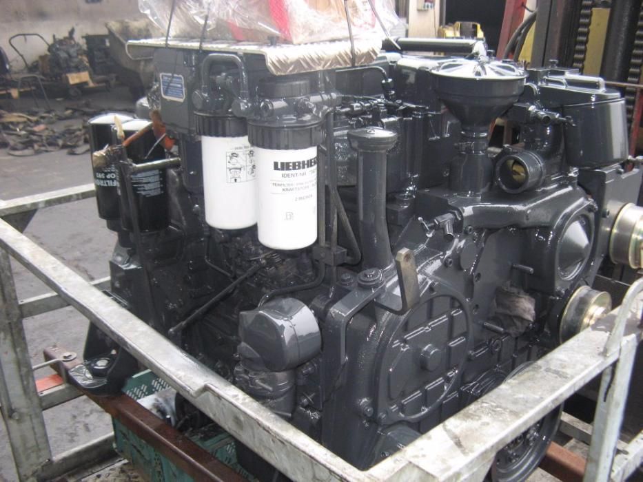 SILNIK Liebherr 926 TI-E, D 504 T, D 904 NA, D 904 T, D 904 TB