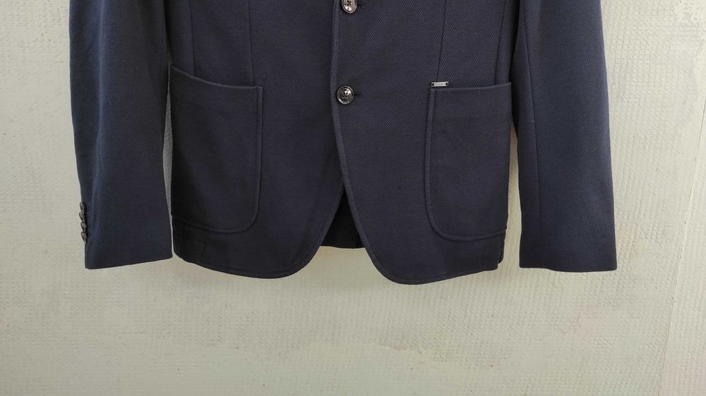 Піджак чоловічий ZARA MAN

розмір:  M / 46