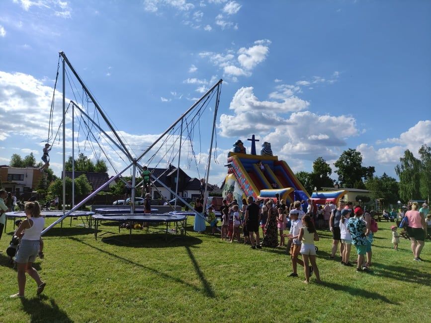 Dmuchańce wynajem , eurobungee , urządzenia dla dzieci