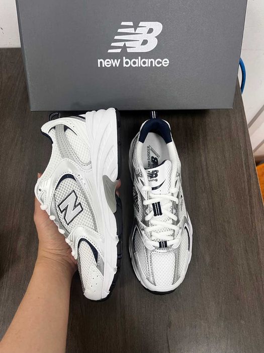 New Balance 530 White Silver Navy R.40