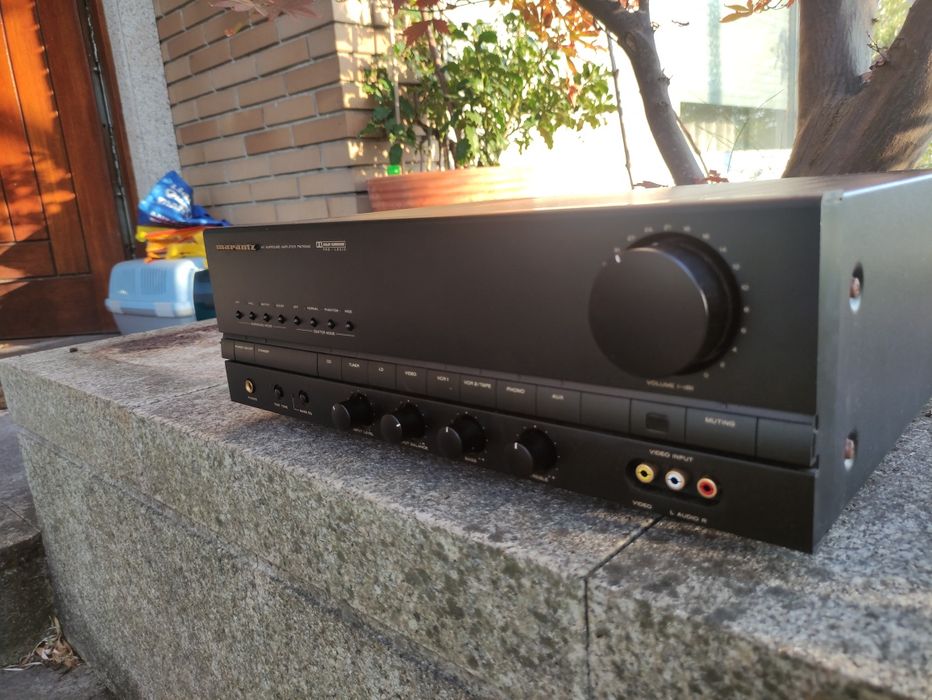 Marantz amplificador PM700 AV